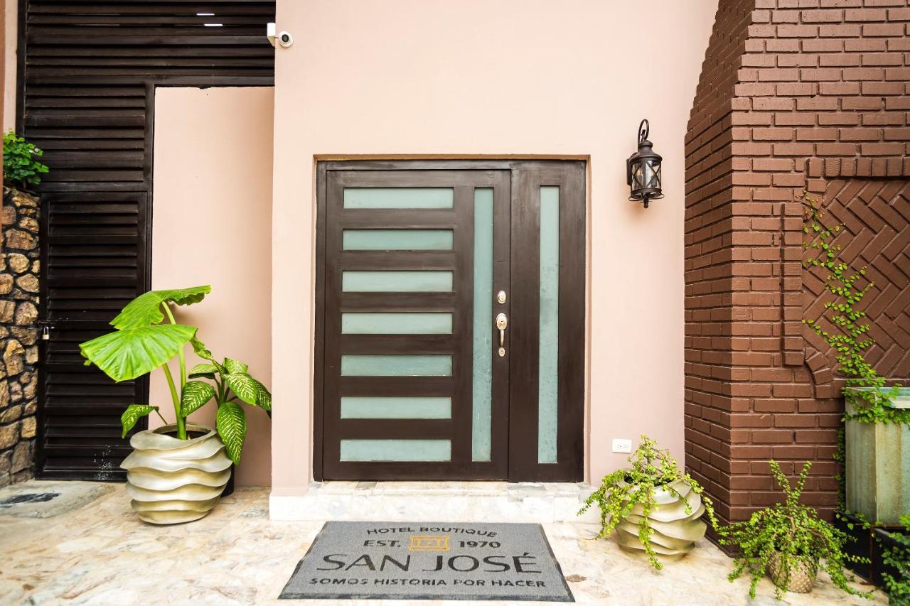San Jose Suites Boutique Linares Екстериор снимка