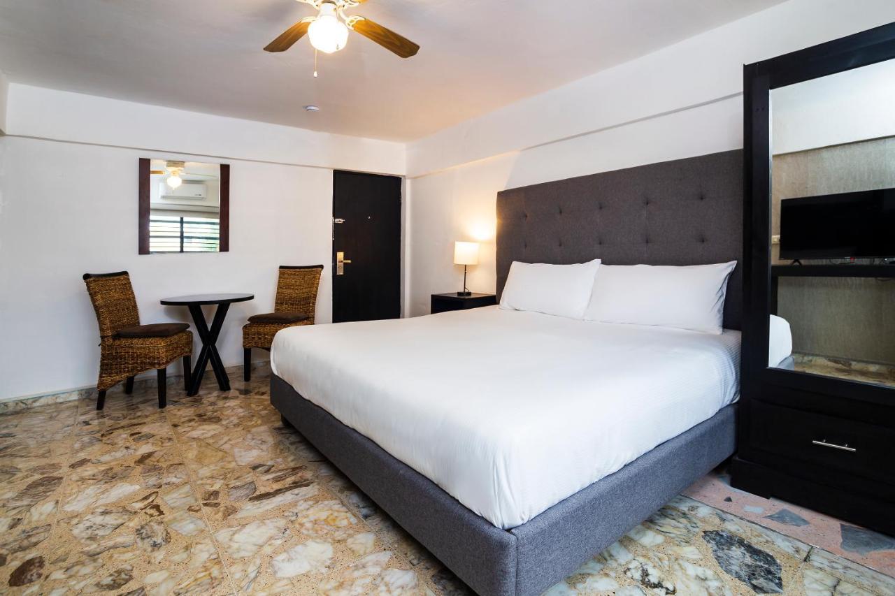 San Jose Suites Boutique Linares Екстериор снимка