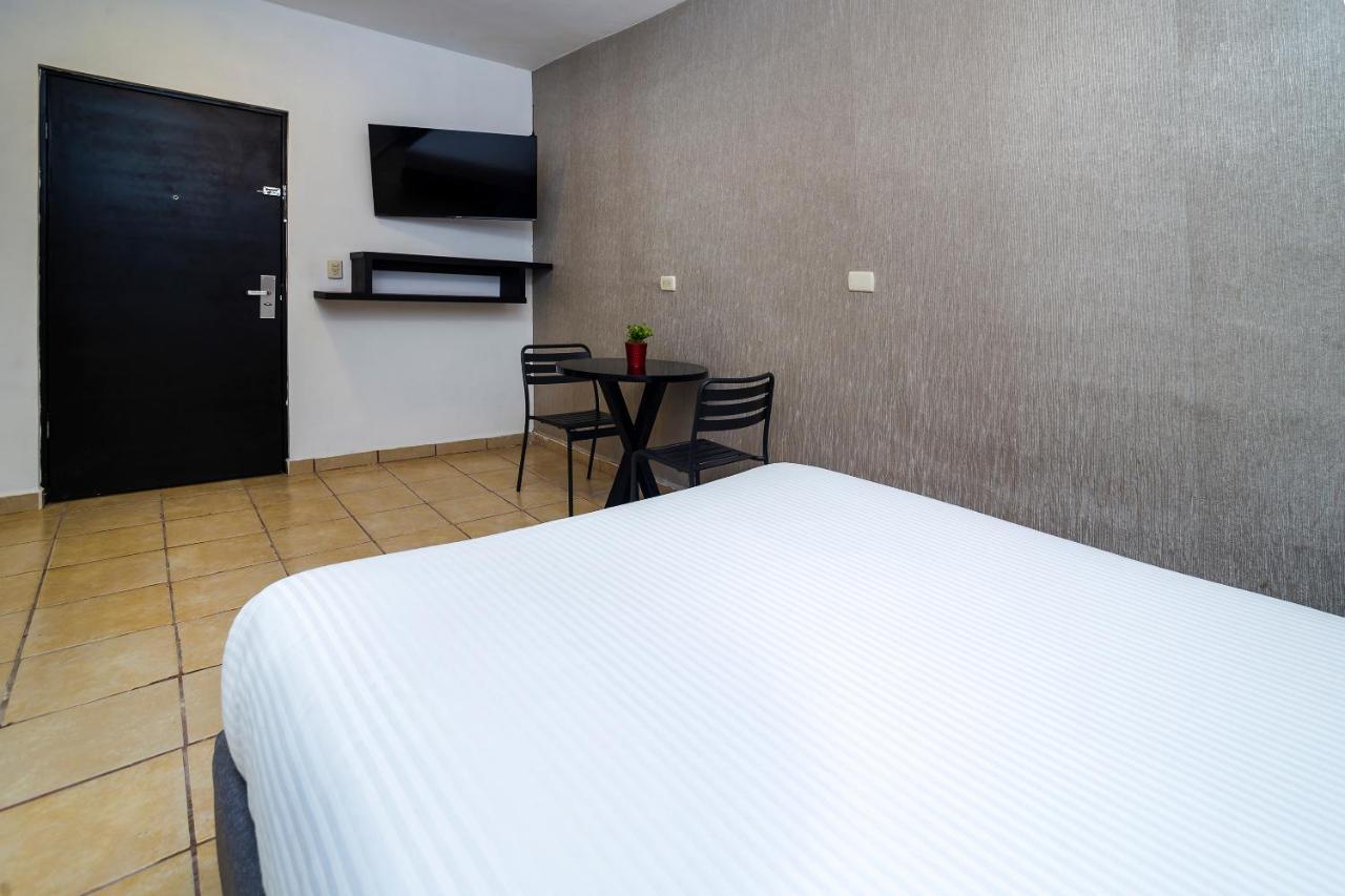San Jose Suites Boutique Linares Екстериор снимка